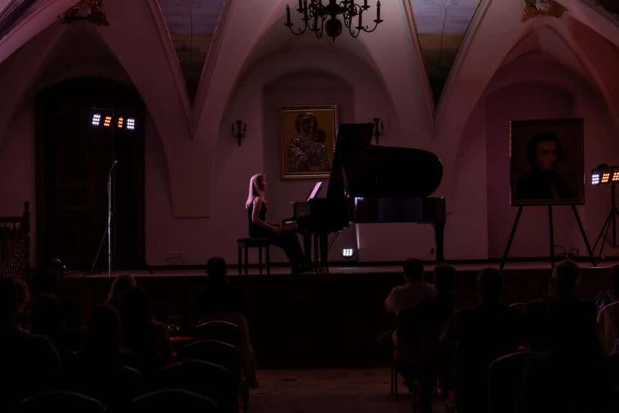 Kraków: Romantic Candlelight Chopin Piano Concert - Ravel, Rachmaninov, Debussy, and Bacewicz add contrast