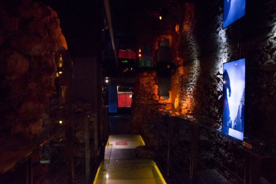 Krakow: Rynek Underground Museum Guided Tour - Why the guide matters so much