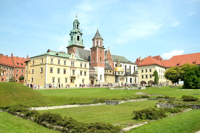Krakow's Essential Tour of the Old Town and Wawel Castle - What the guides do best