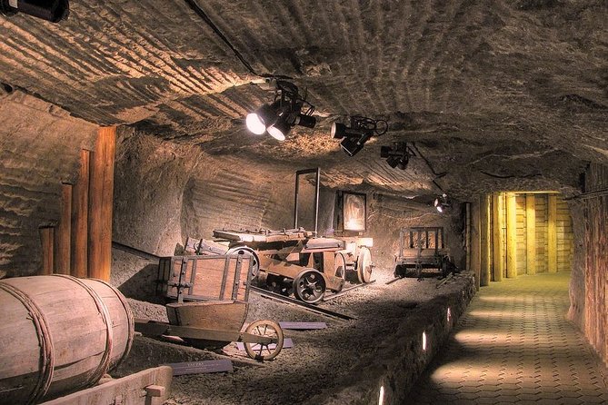 Krakow Salt Mine Guided Tour - The small-group difference