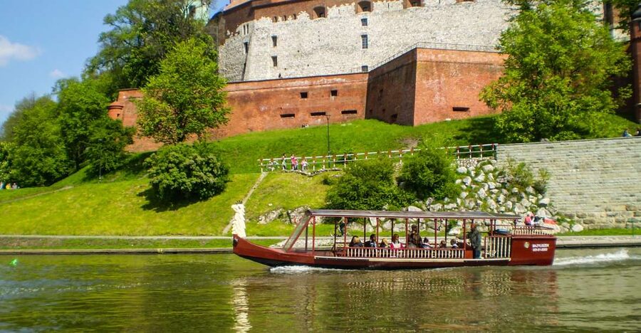 Krakow: Scenic River Cruise - Finding Przystań Maja i Gucio near Powiśle 11