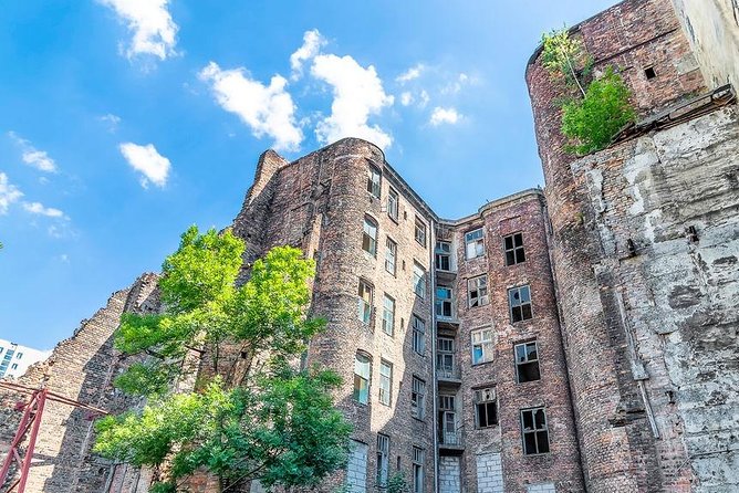 Kraków: Schindler's Factory and Former Ghetto Tour - What to expect inside Schindler’s Enamel Factory
