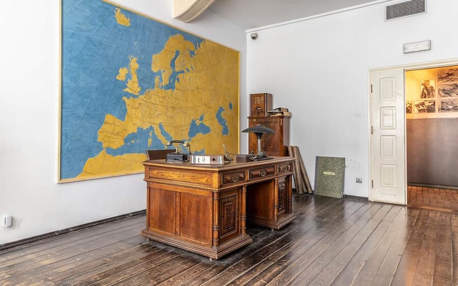 Krakow: Schindler's Factory Entry Ticket (Optional Guide) - Who will appreciate this museum most