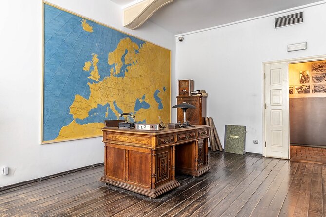 Krakow: Schindler’s Factory Guided Tour with Ticket - Oskar Schindler’s office and the people he saved
