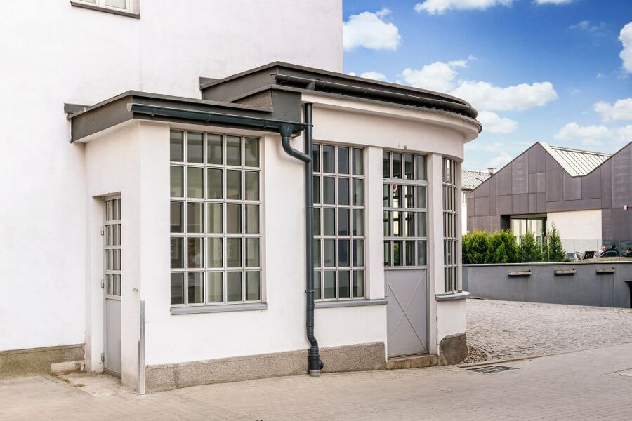 Krakow: Schindler's Factory Skip-the-Line Ticket - Oskar Schindlers office and the Survivors Ark