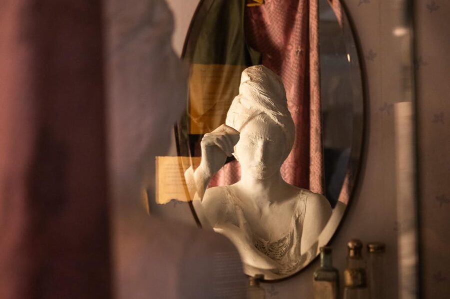 Krakow: Schindler's Factory Ticket with Guided Tour Option - Why the guide makes a real difference