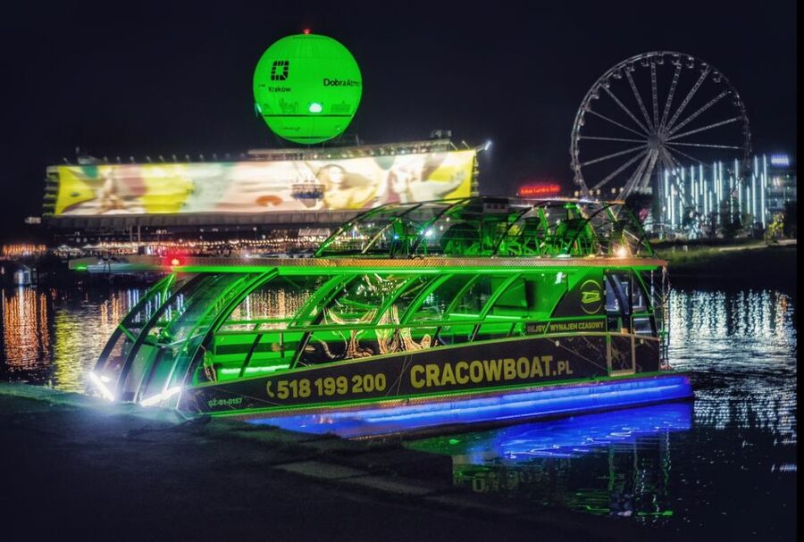 Krakow: Sightseeing Cruise on Vistula River with Audio Guide - Key things to know before booking