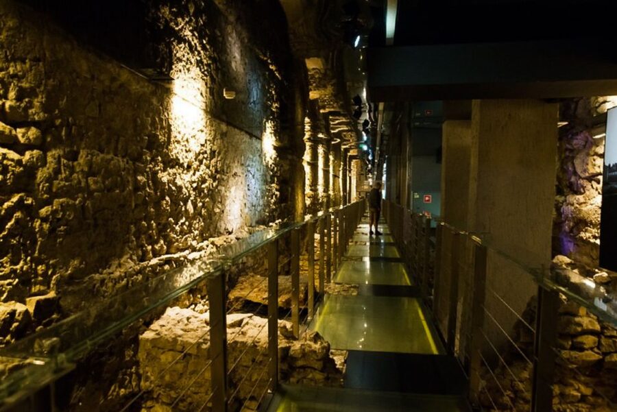 Krakow: Skip-the-Line Rynek Underground Museum Guided Tour - Key points to know before booking
