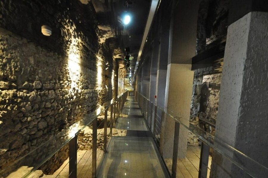 Krakow: Skip the Line Underground Museum & Old Town Private - Why a private guide changes the Old Town walk