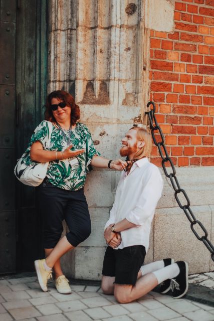 Krakow: Spooky Tales Guided Walking Tour - Why this night walk feels different from a normal city tour