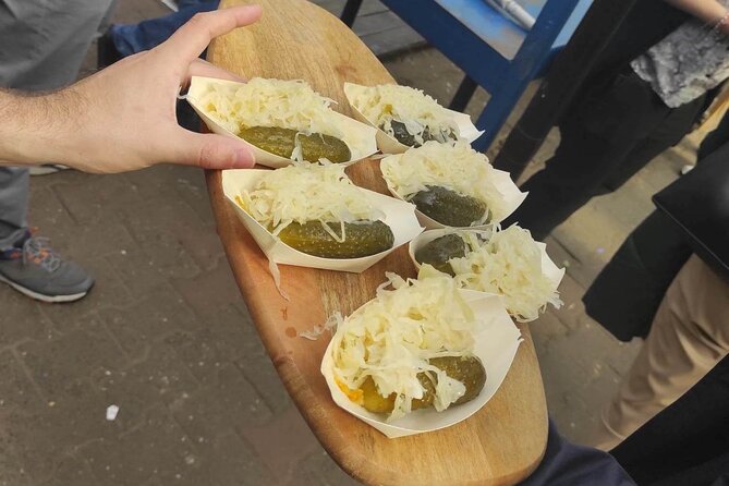 Krakow: Street Food Walking Tour - Timing, meeting point, and one important warning