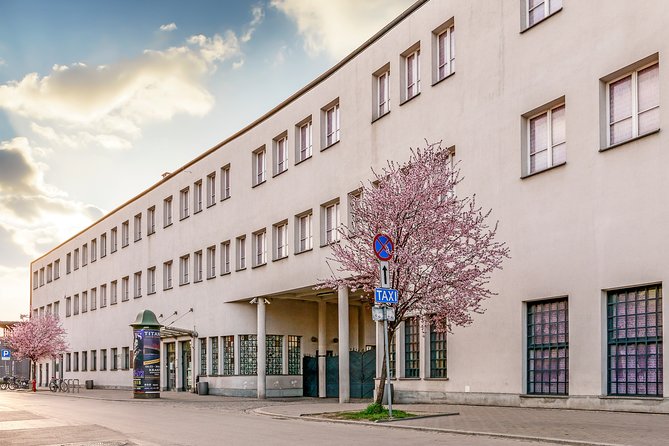 Krakow: The Schindler's Factory & Ghetto & The Salt Mine in Wieliczka - Why this two-stop Krakow tour works