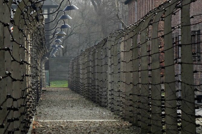 Krakow to Auschwitz Birkenau Guided Tour with Ticket and Transfer - Auschwitz I: two hours inside the original camp