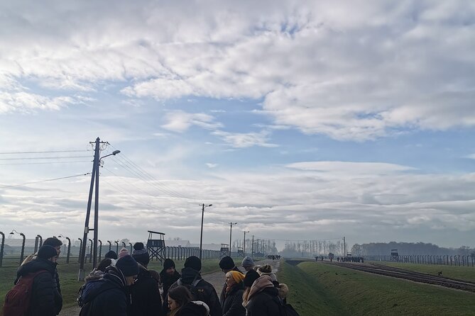 Krakow to Auschwitz Birkenau Guided Tour with Transfer and Ticket - Food, breaks, and what to pack