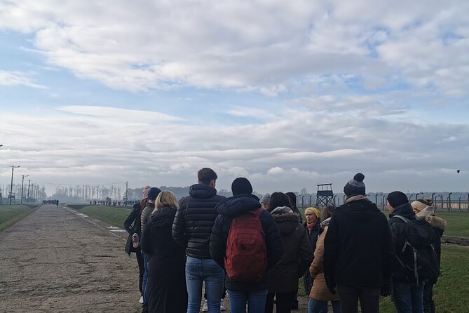 Krakow to Auschwitz Birkenau Guided Tour with Transfer and Ticket - Who should book this Auschwitz-Birkenau tour?