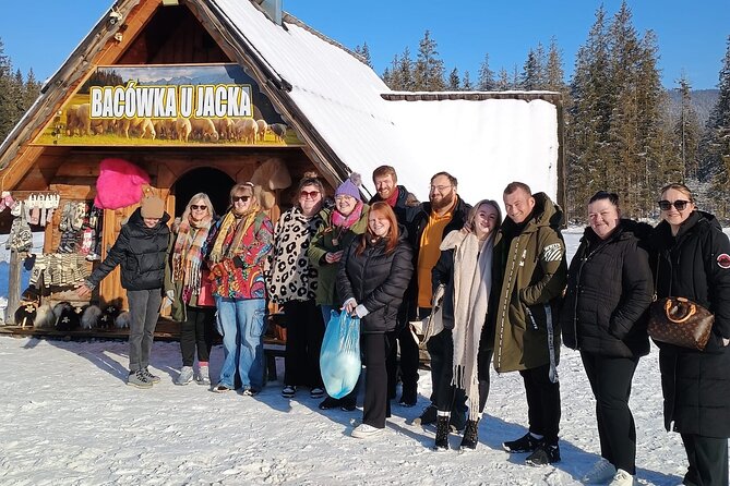 Krakow to Zakopane: Funicular, Tasting and Thermal Baths Day Trip - Chochołów and the wooden homes of Podhale