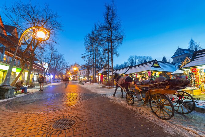 Krakow to Zakopane: Funicular, Tasting and Thermal Baths Day Trip - Krupówki Street and limited Zakopane free time