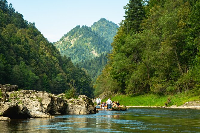 Krakow: Traditional Dunajec River Rafting with Mountain Chairlift - Tasting Szczawnica’s mineral waters