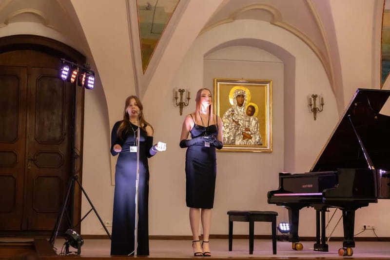 Kraków: VIP Candlelight Concert The Music of Fryderyk Chopin - VIP front seats and the welcome drink
