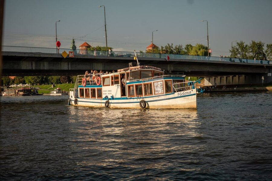 Krakow: Vistula River Sightseeing Cruise ️ - Bridges, river views, and the Wawel panorama