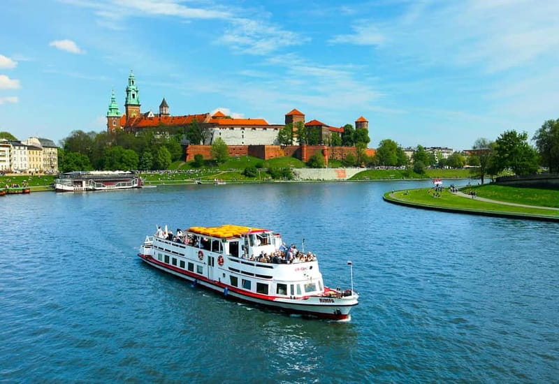 Krakow: Vistula River Sightseeing Cruise with Audio Guide - Wawel Hill and Krakow’s royal riverfront