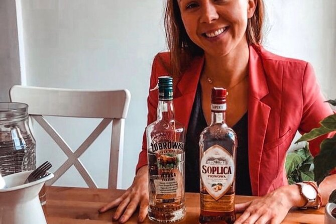 Krakow Vodka and Culture Tour - Four or five stops with different local moods