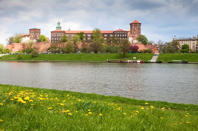 Krakow: Wawel Castle & Cathedral Guided Tour - Key points to know before you book