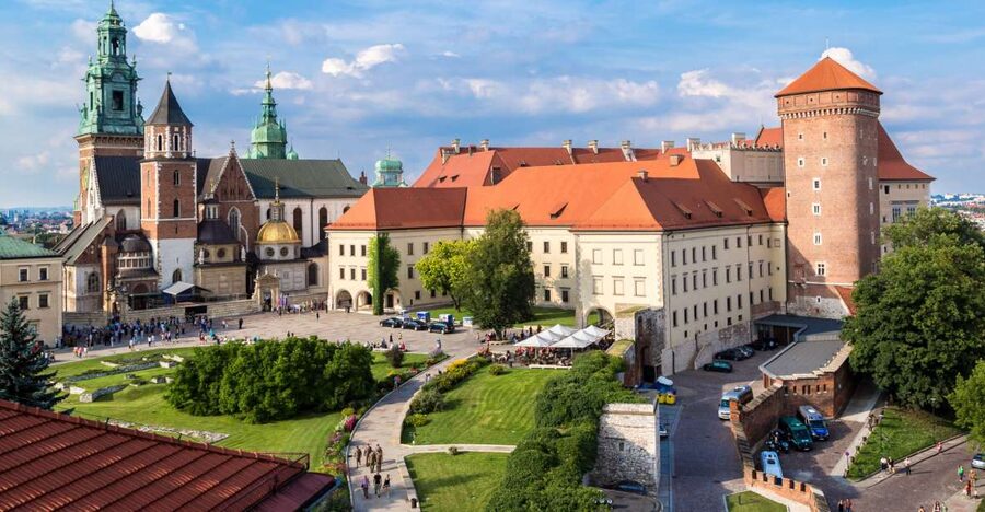 Krakow: Wawel Castle, Cathedral, Rynek Underground & Lunch - Why this tour gives you a useful picture of Krakow