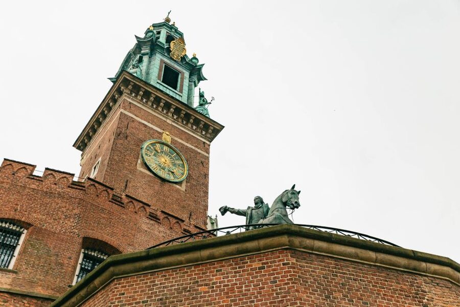 Krakow: Wawel Royal Hill with Optional Castle and Cathedral - Why Wawel Hill deserves your time