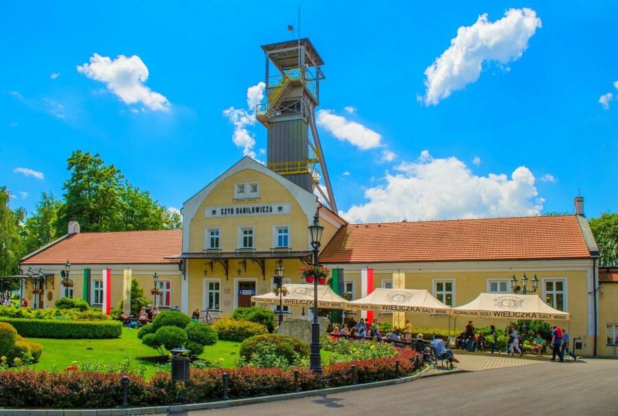Krakow: Wieliczka Salt Mine Fast-Track Ticket & Guided Tour - The exit takes longer than you expect