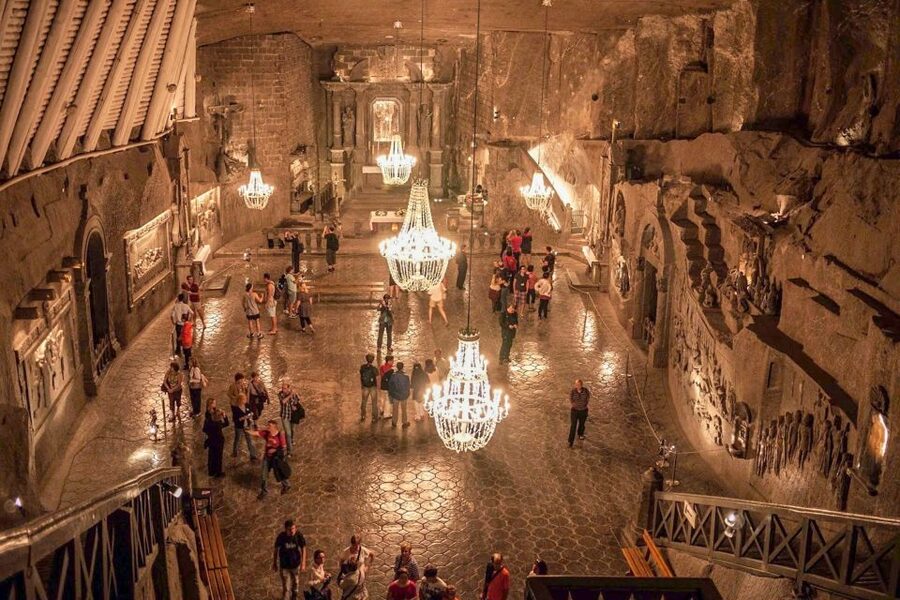 Krakow: Wieliczka Salt Mine Guided Tour - Guides, earpieces, and the size of the group