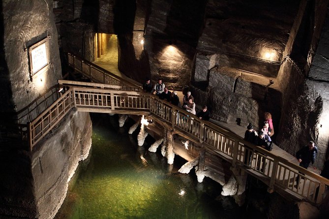 Krakow: Wieliczka Salt Mine Guided Tour with Hotel Pick-up option - St. Kinga’s Chapel and the mine’s best rooms