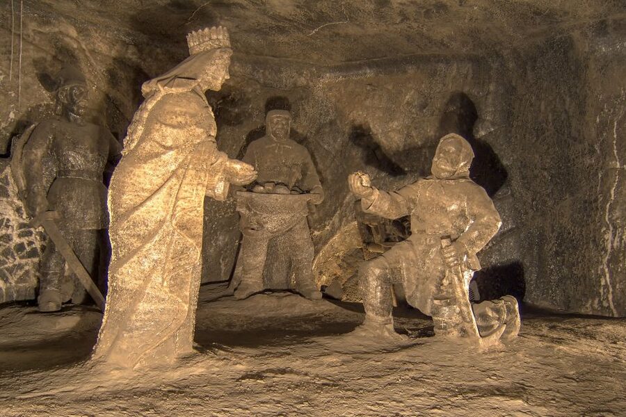 Kraków: Wieliczka Salt Mine Guided Tour with Hotel Pickup - Key points to know before booking