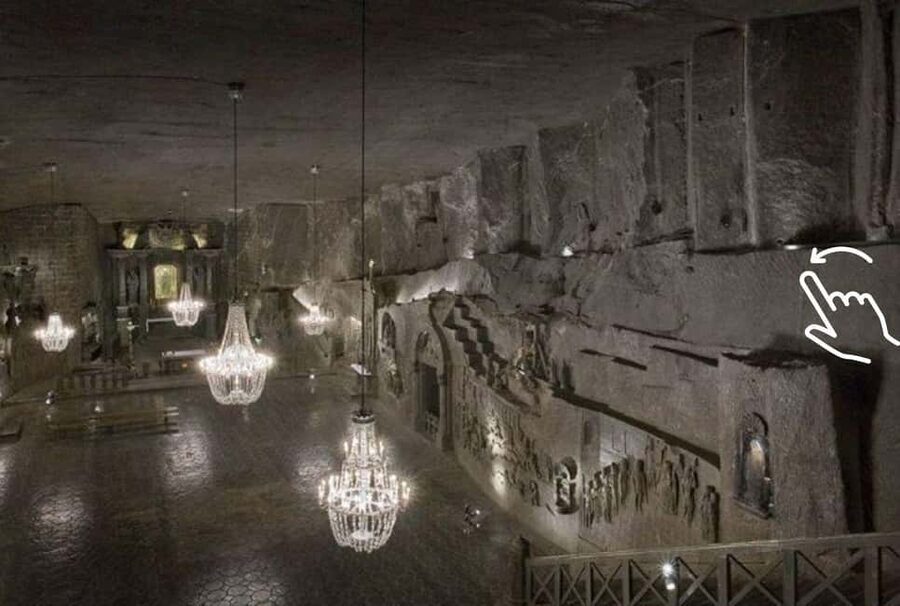 Krakow: Wieliczka Salt Mine Guided Tour with Hotel Transfer - The 45-minute ride from Krakow