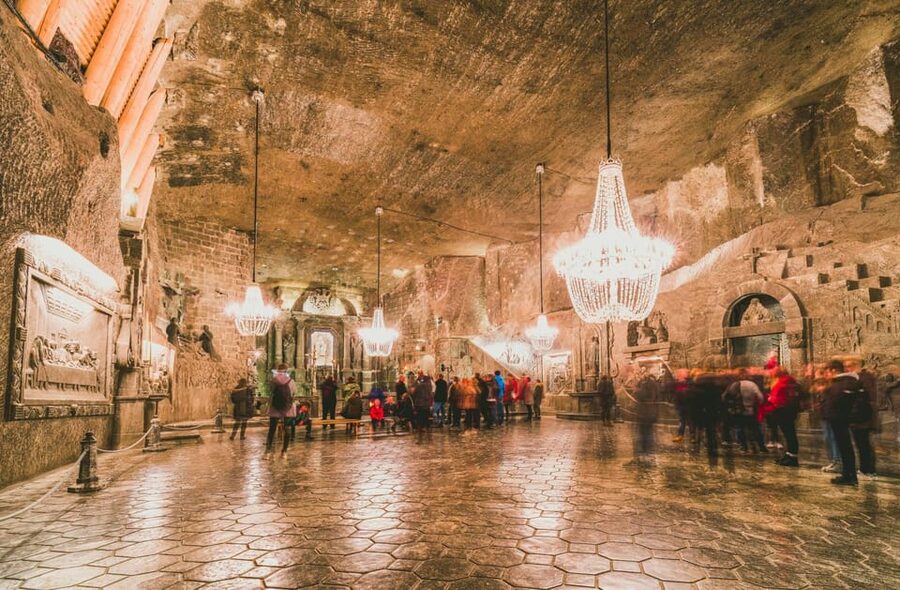 Krakow: Wieliczka Salt Mine Skip-the-Line Live Guided Tour - How skip-the-line entry affects the day