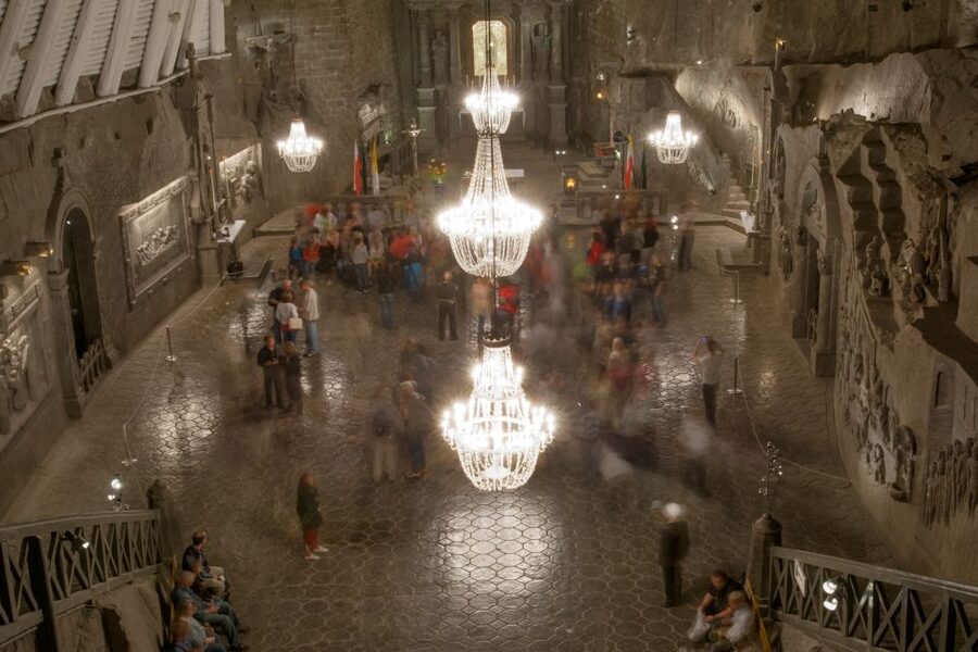 Krakow: Wieliczka Salt Mine Tour with Private Transfers - Entering a world below the surface