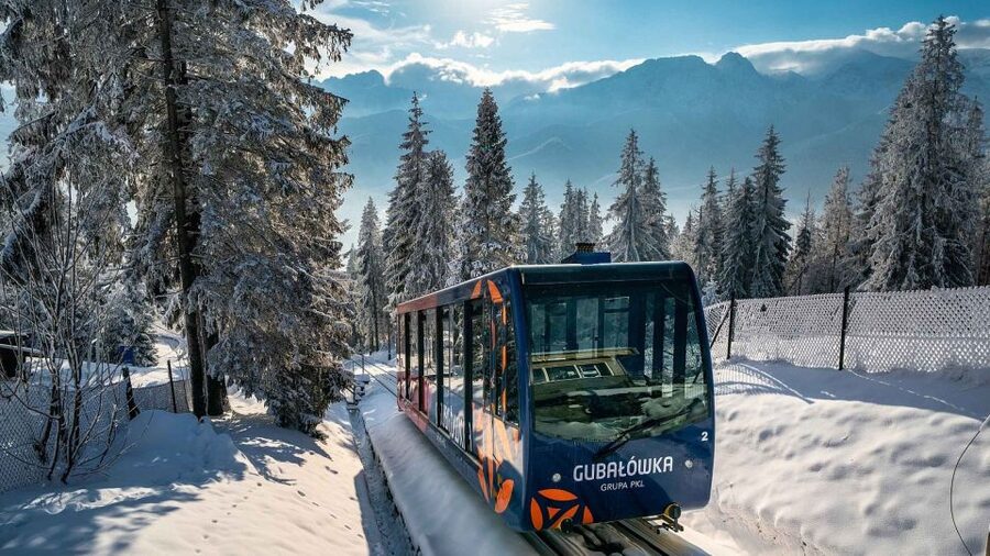 Krakow: Zakopane, Thermal Springs, Cable Car, Local Tasting - Gubałówka by funicular, with the Tatras ahead