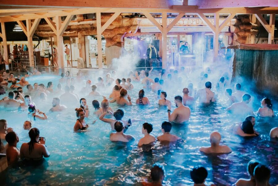 Kraków: Zakopane Tour, Thermal Pools & Hotel Pickup Options - What the guides add to the day