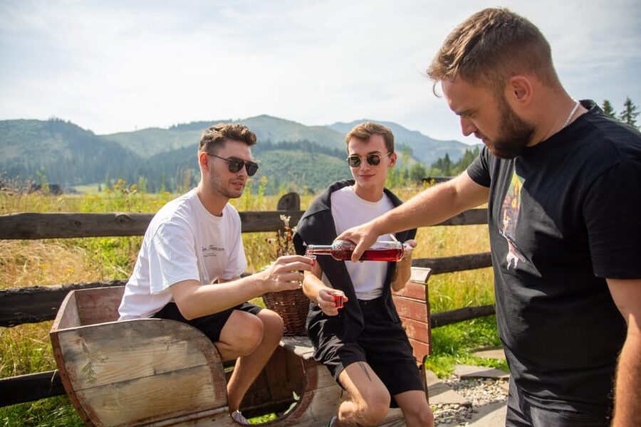 Krakow: Zakopane Tour with Cable Car, Tasting & Hotel Pickup - The drive south from Krakow