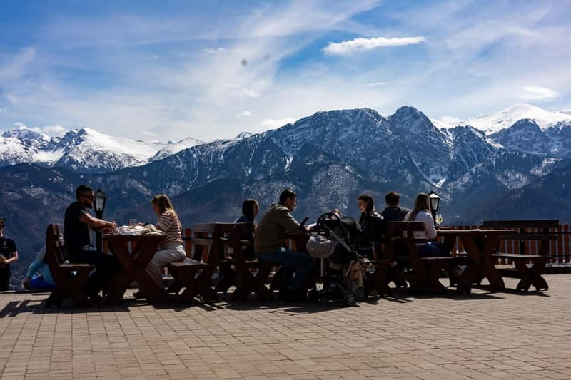 Krakow: Zakopane Tour with Chocholow Hot Baths and Cable Car - Leaving Krakow for the Tatra Mountains