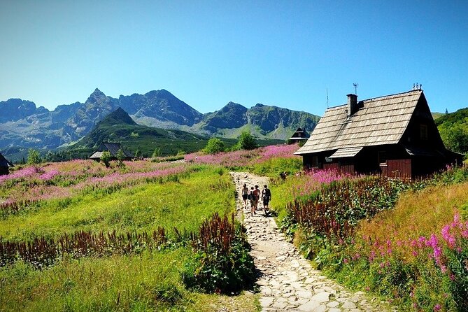 Krakow: Zakopane with Thermal Baths, Cable Car & Hotel Pickup - Oscypek, sheep’s milk, and a local tasting