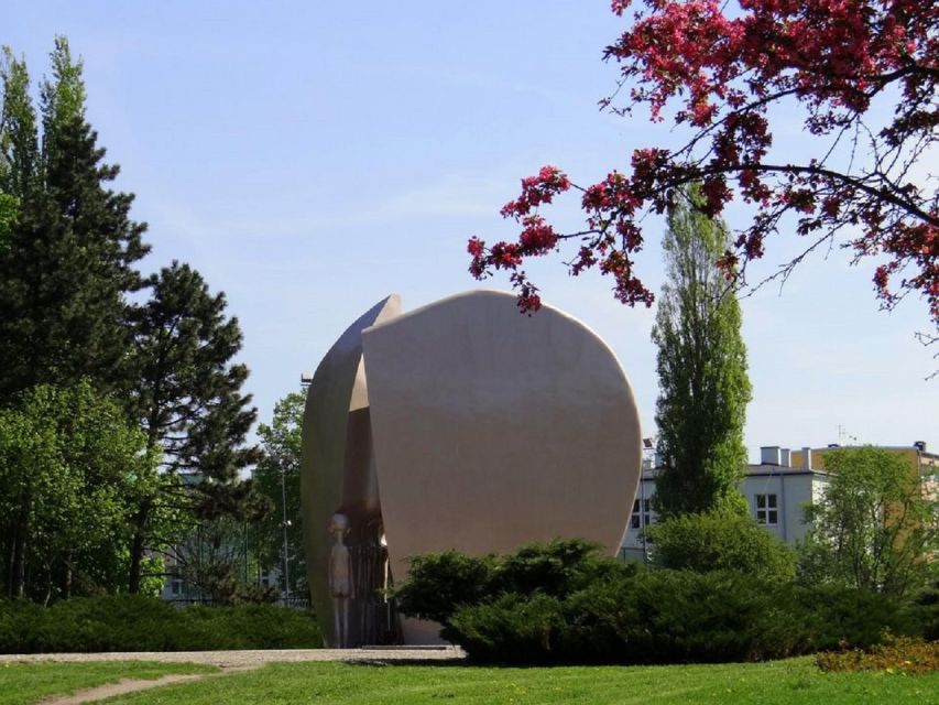 Lodz: Jewish Heritage Private Tour - Why Łódź is such an important Jewish heritage destination