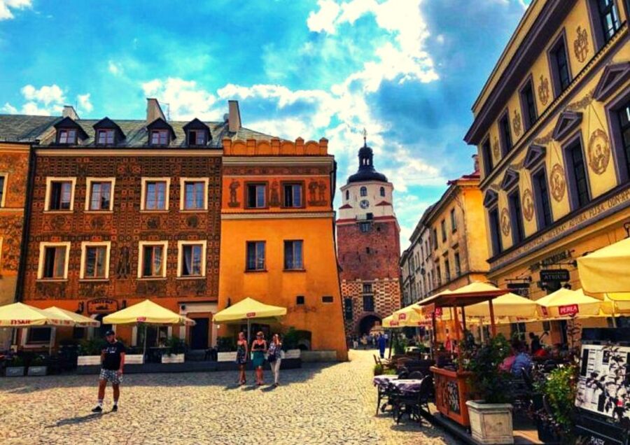 Lublin & Majdanek Small-Group Tour from Warsaw with Lunch - Leaving Warsaw in a group of eight or fewer