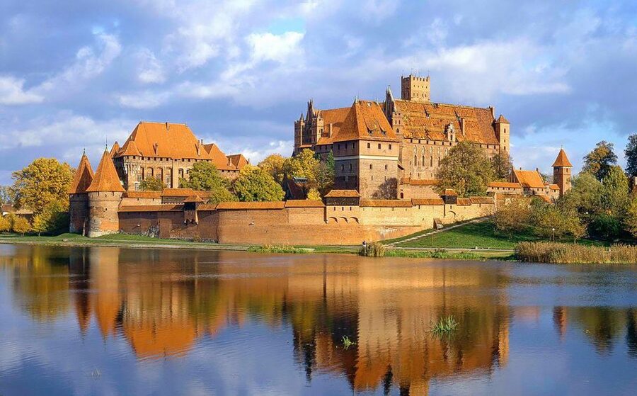 Malbork Castle Half Day Private Tour - Entering the largest Gothic fortress in Europe