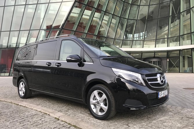 Mercedes V Class VIP minivan Kraków - Key Points Before You Book