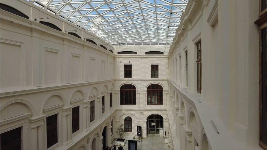 Museo Czartoryski: Visita in italiano e salta la fila - Why Lady with an Ermine matters in Krakow