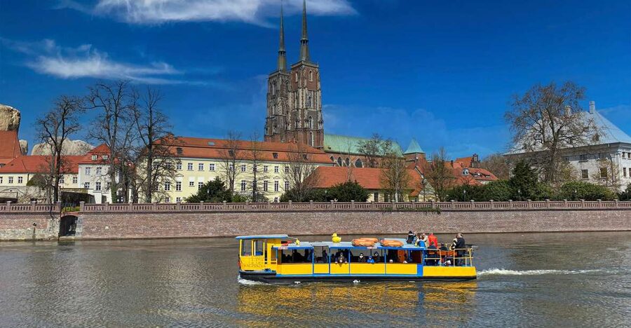 Oder river cruise and walking tour of Wroclaw - Starting in your hotel lobby