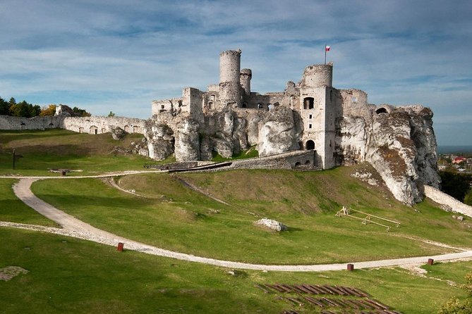 Ogrodzieniec Castle & Ojcow National Park Tour - Why this makes a good day beyond Krakow