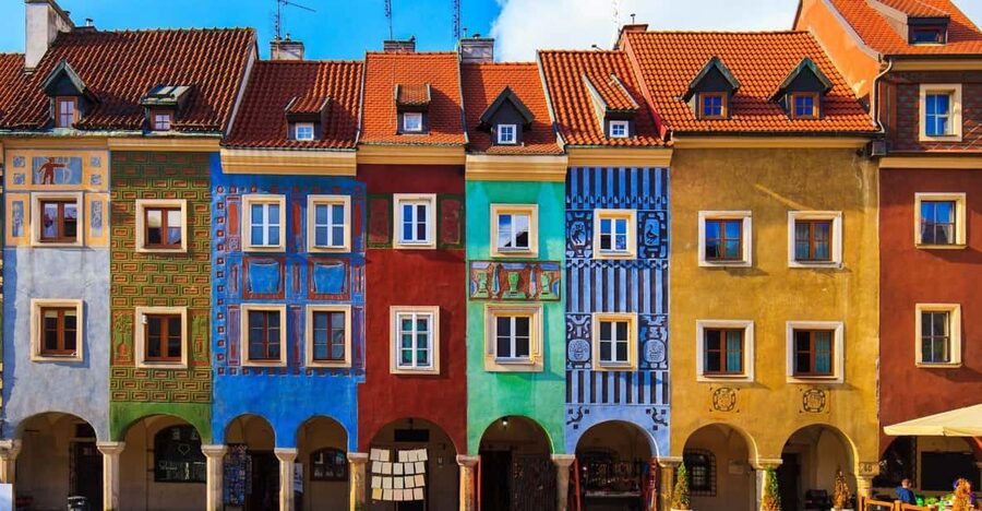 Old Town Poznan: Guided Walking Tour in English - Starting at Liberty Square and the fountain