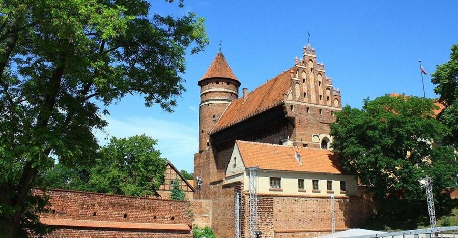 Olsztyn Old Town Highlights Private Walking Tour - Who should book this Olsztyn walk?